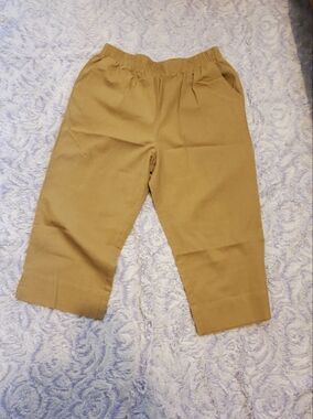 Women's Elastic-Waist Khaki Crop Chinos